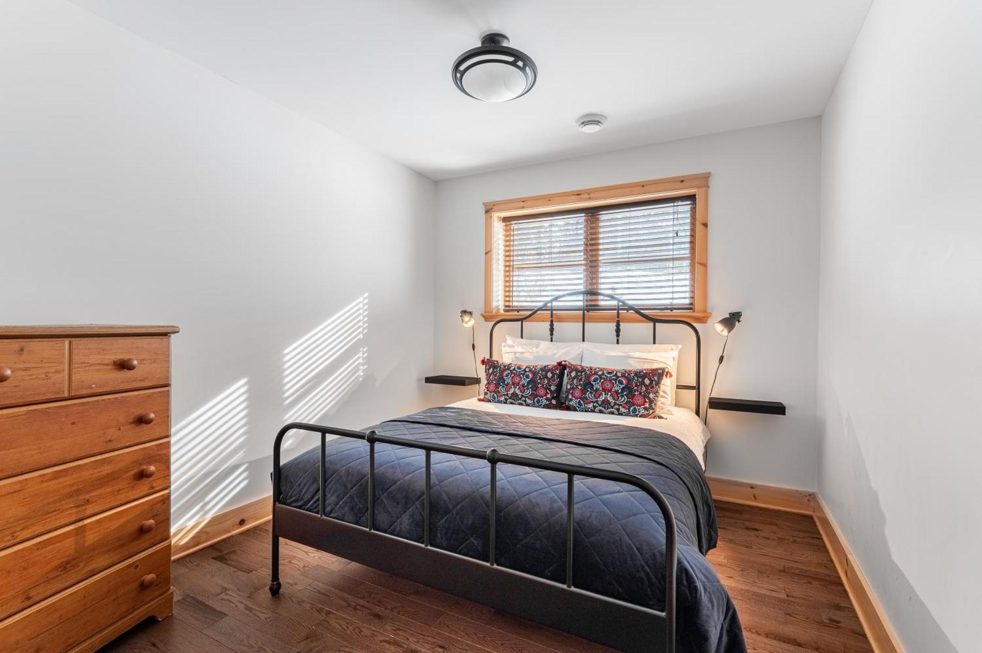Mille-Isles Fiddler Lake Resort Chalet 76 Deer מראה חיצוני תמונה
